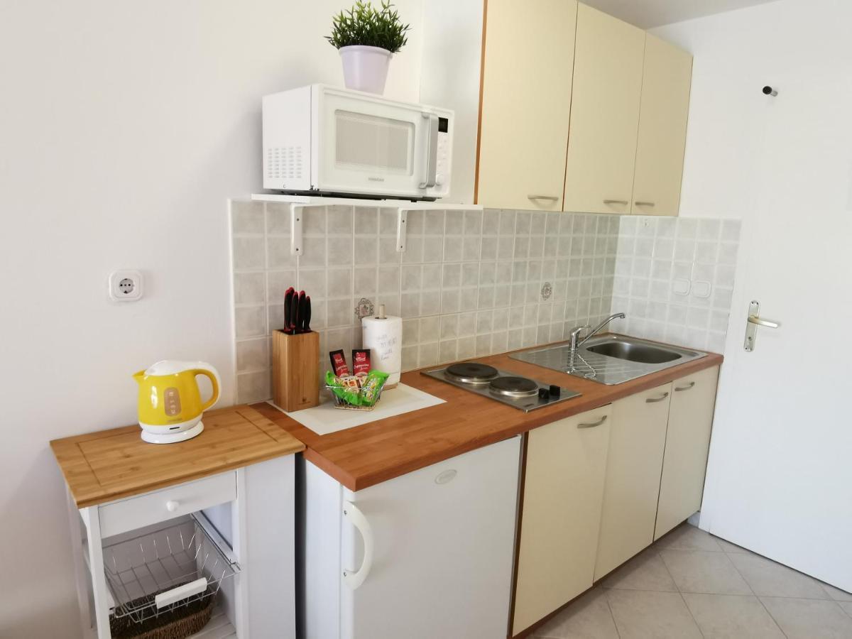 Apartments Marija Lastovo Экстерьер фото