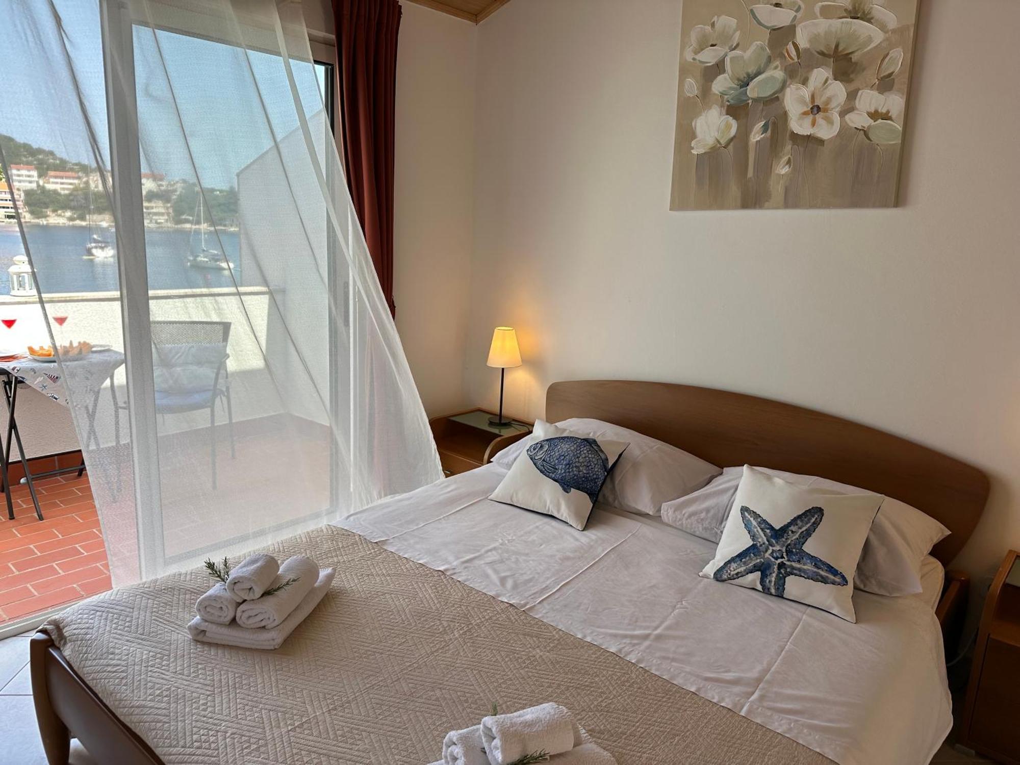 Apartments Marija Lastovo Экстерьер фото